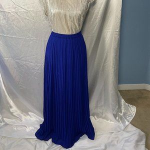 womens fashion! Mix Nouveau, Pleated skirt size Medium